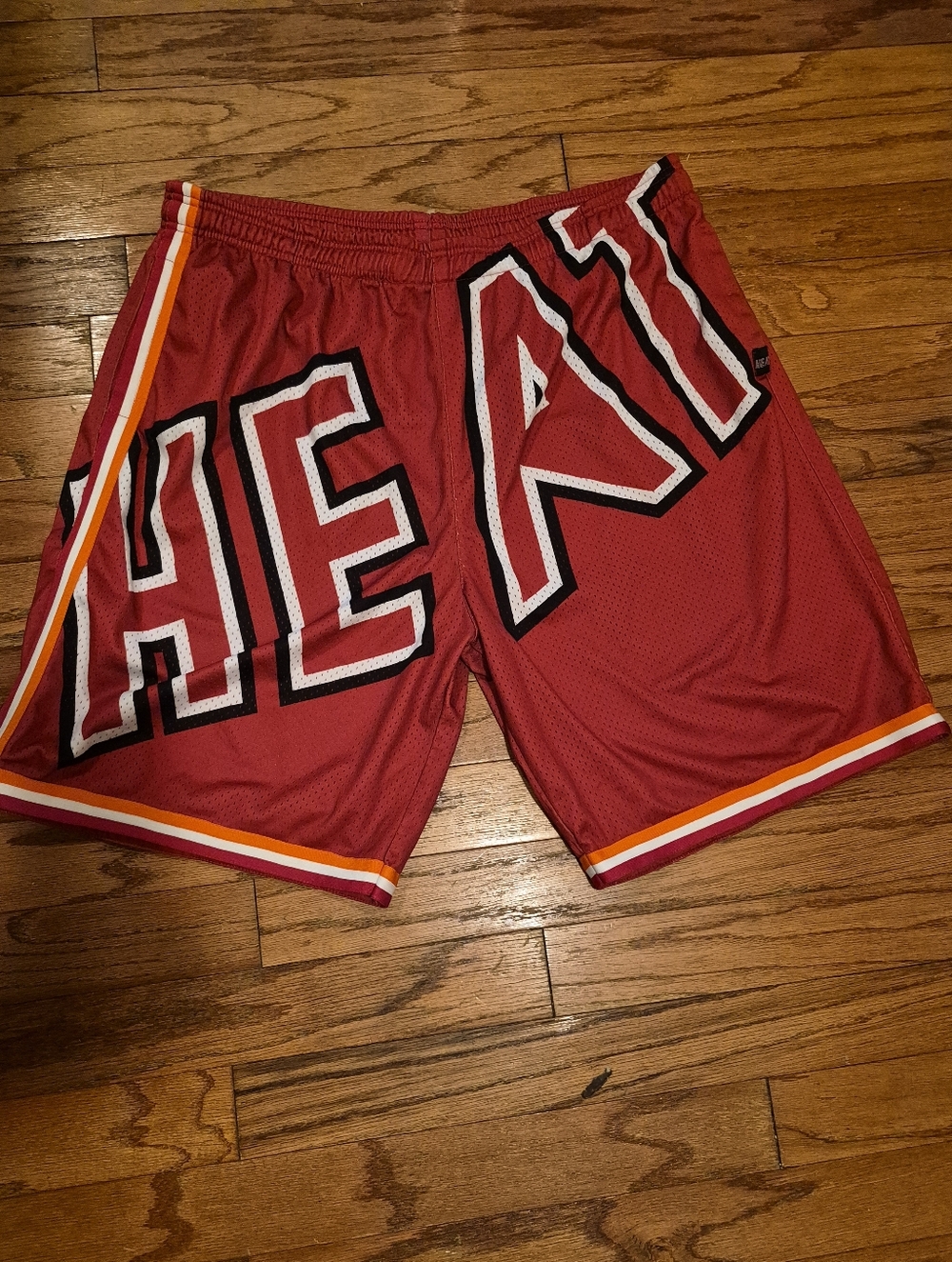 Miami Heat Mens Sz 3XB Mitchell And Ness Red Basketball Shorts